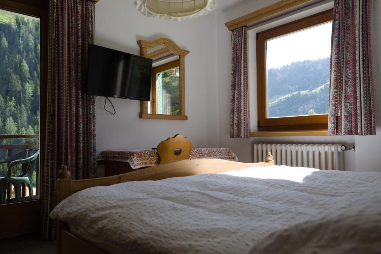 Villa Ula Verda- Apartments Marianna Santa Cristina Val Gardena Dış mekan fotoğraf