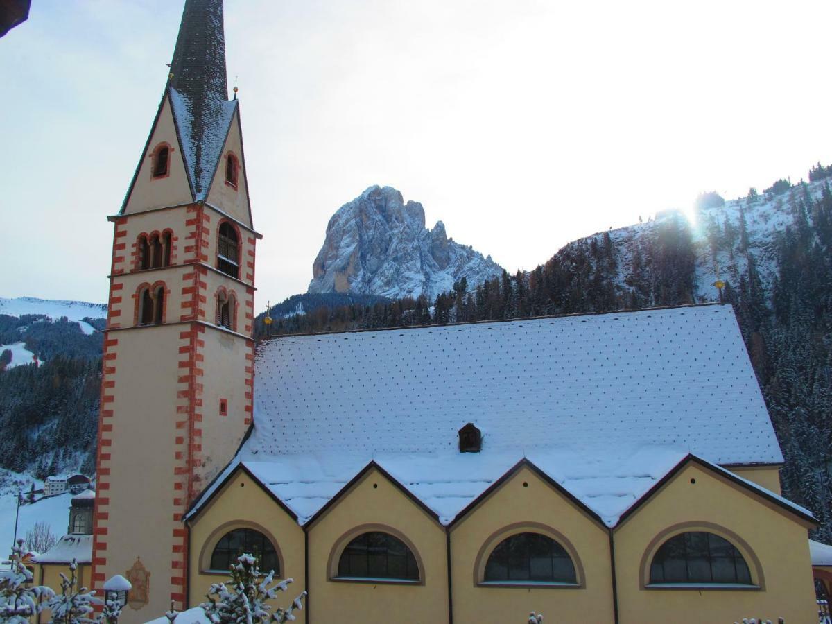 Villa Ula Verda- Apartments Marianna Santa Cristina Val Gardena Dış mekan fotoğraf